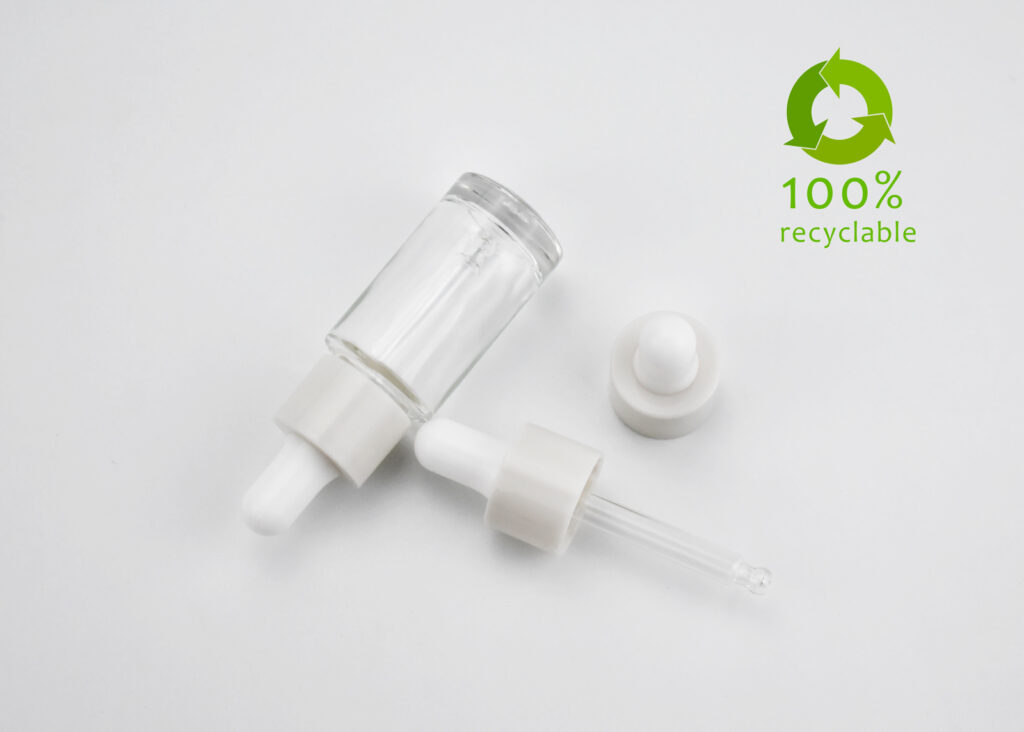 whtie eco-friendly cosmetic dropper with pipette